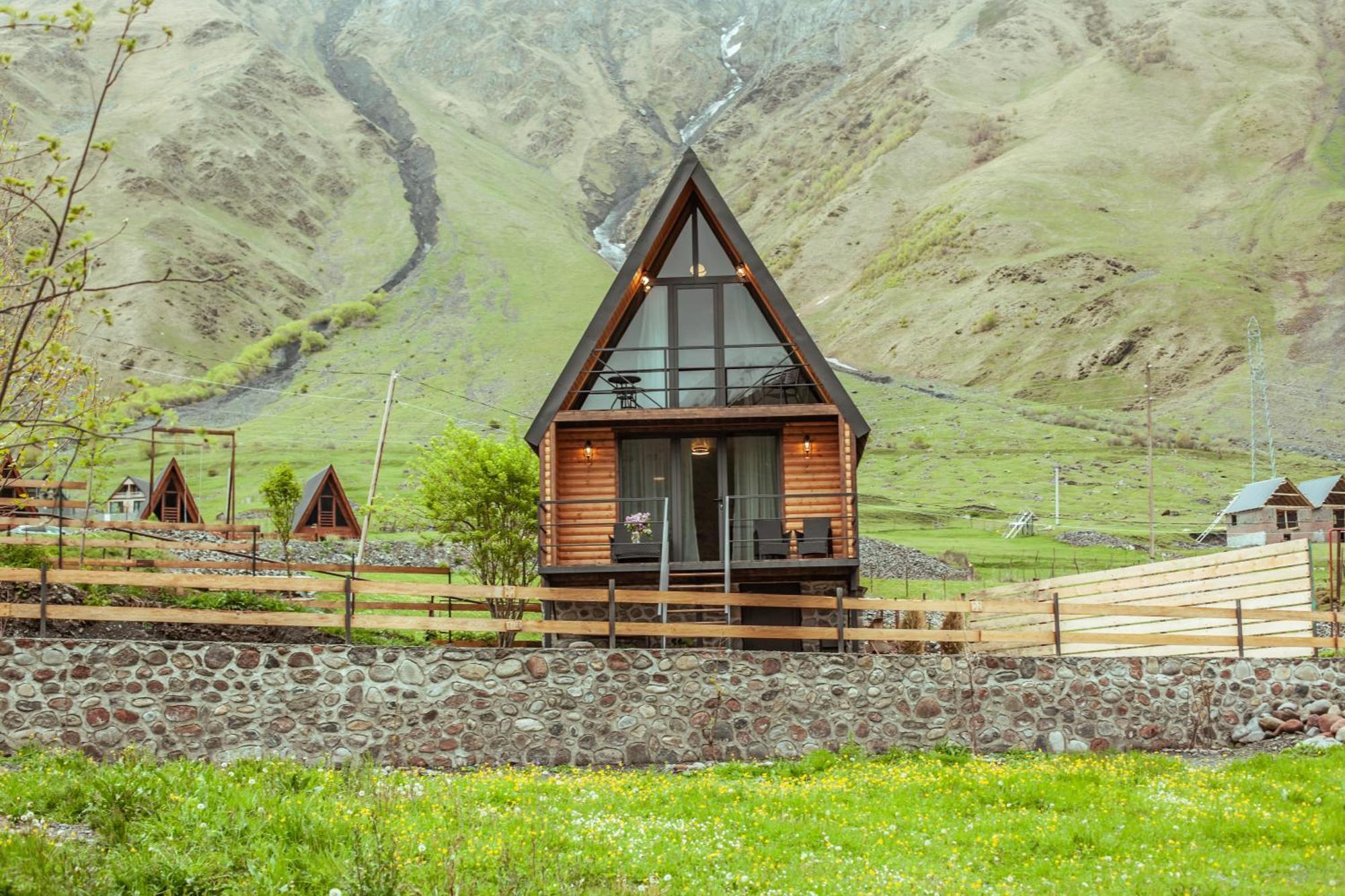 Sunset Cottage Kazbegi Екстер'єр фото