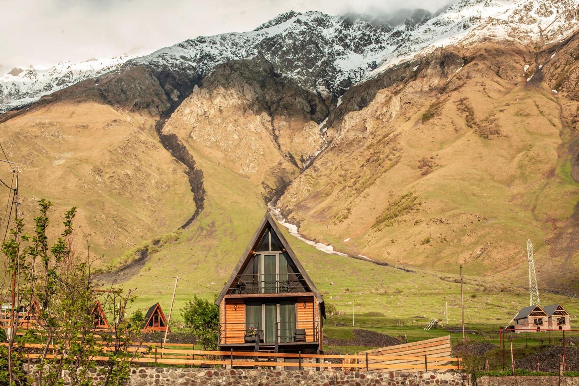 Sunset Cottage Kazbegi Екстер'єр фото