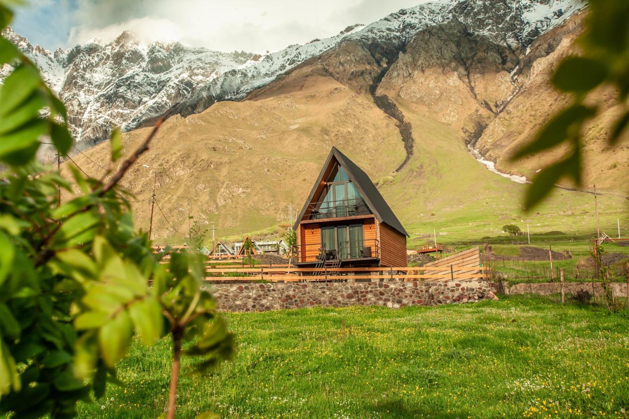 Sunset Cottage Kazbegi Екстер'єр фото